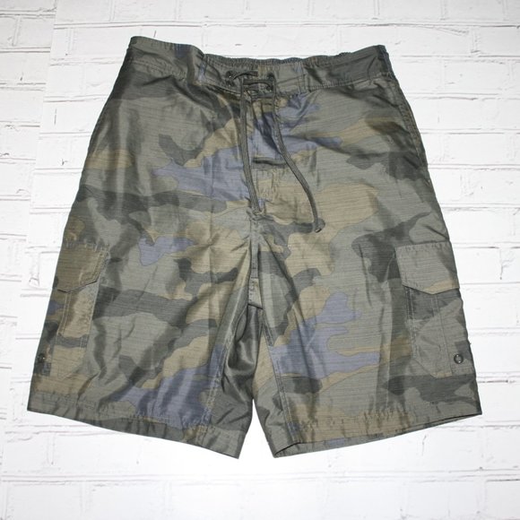 🌊🩳Wave Zone Camo Swim Trunks · Size M - Picture 1 of 5